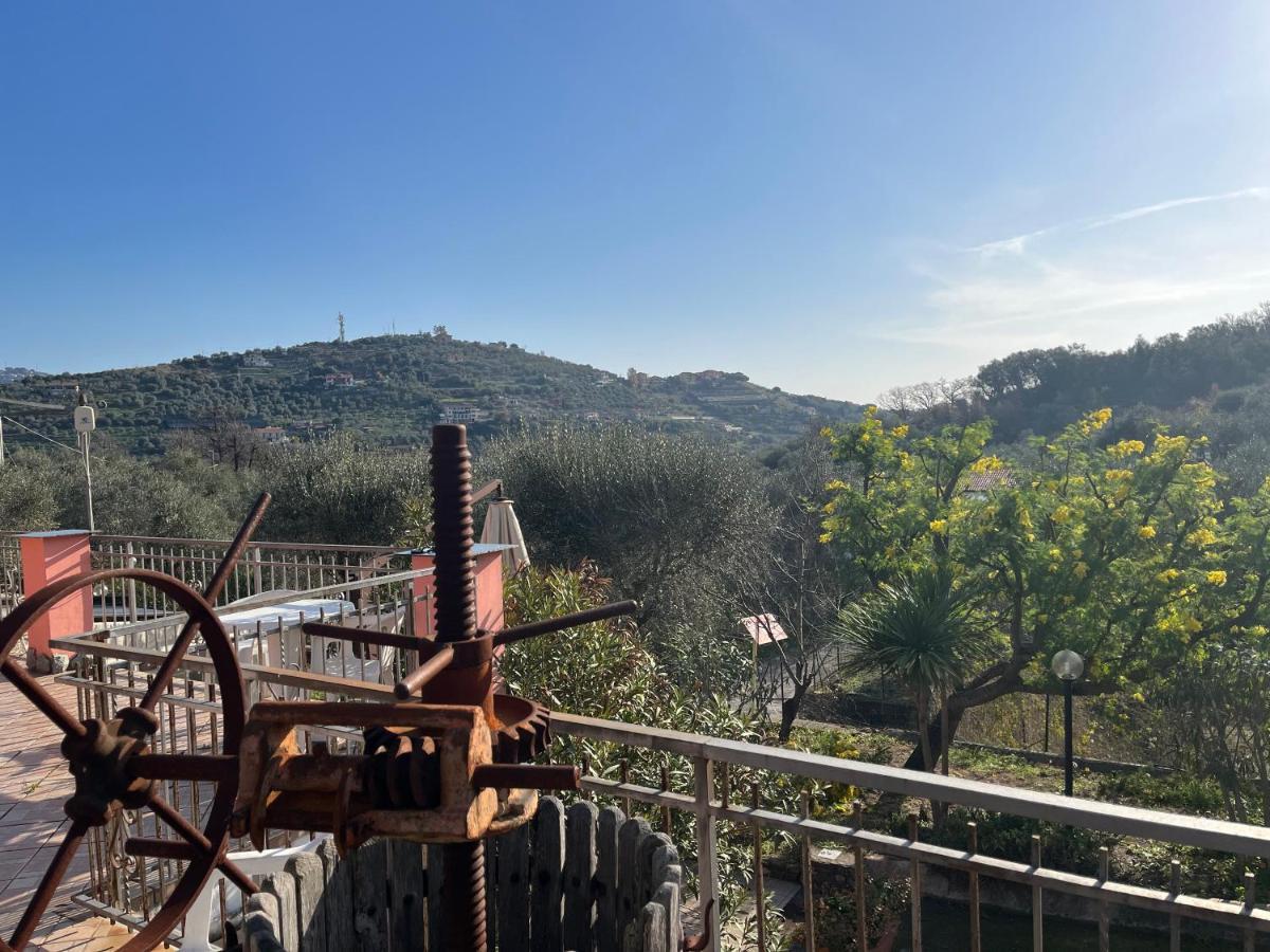 Agriturismo Le Mimose Imperia Eksteriør bilde