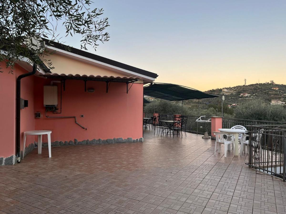 Agriturismo Le Mimose Imperia Eksteriør bilde