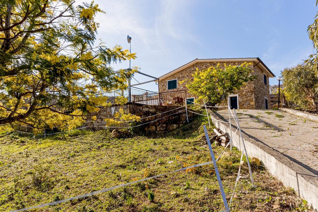 Agriturismo Le Mimose Imperia Eksteriør bilde