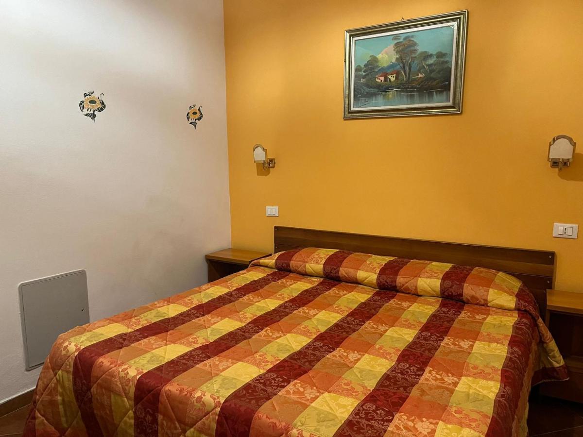 Agriturismo Le Mimose Imperia Eksteriør bilde