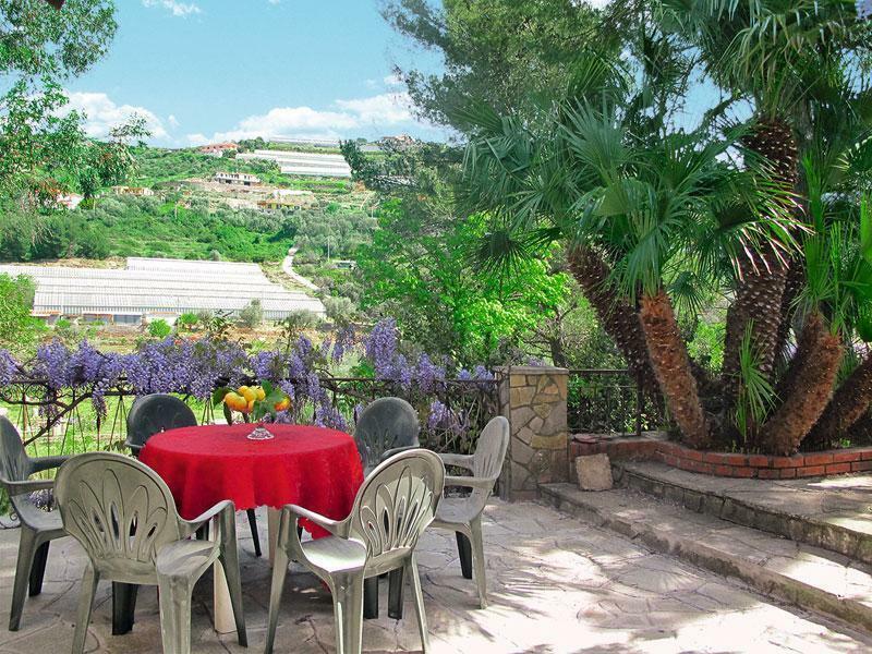 Agriturismo Le Mimose Imperia Eksteriør bilde